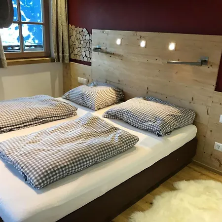 Almchalet Zillertal فندق