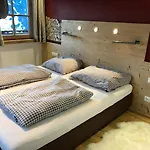 Almchalet Zillertal מלון